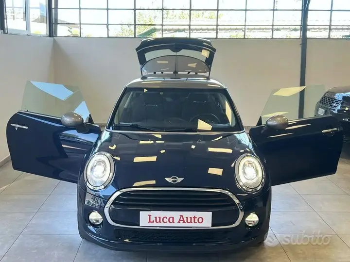 Mini Cooper D 2016 photo 2