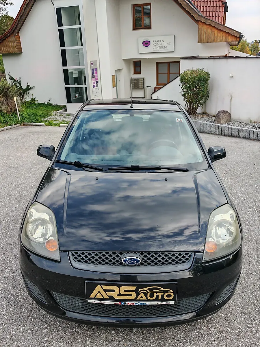 Ford Fiesta 2008 photo 2