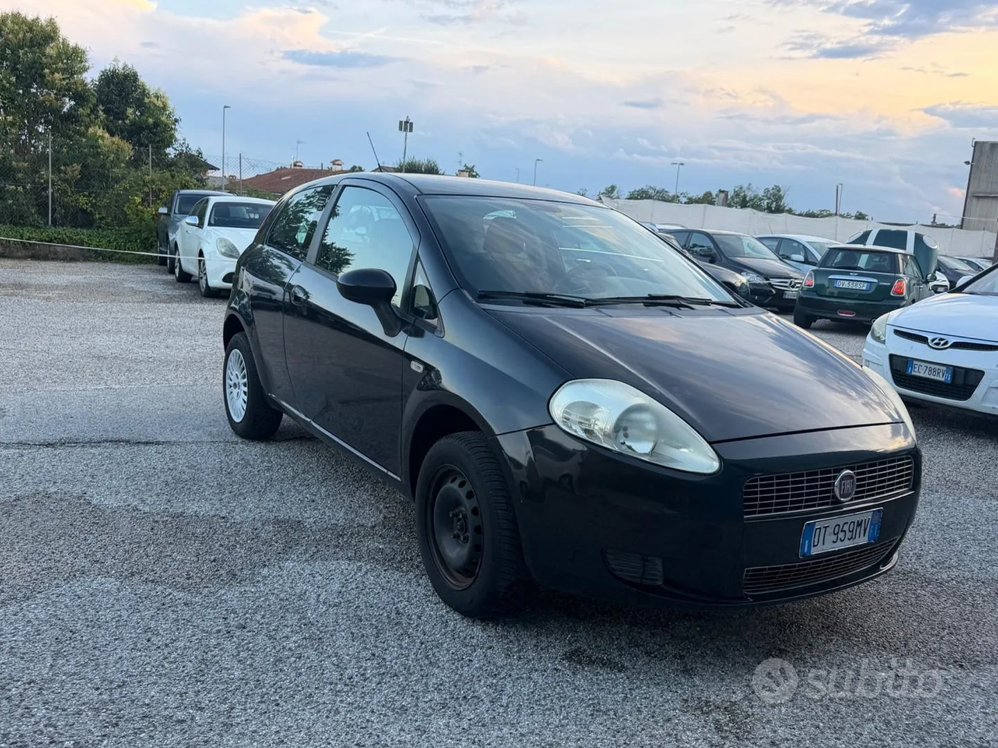 Fiat Punto 2009 photo 3