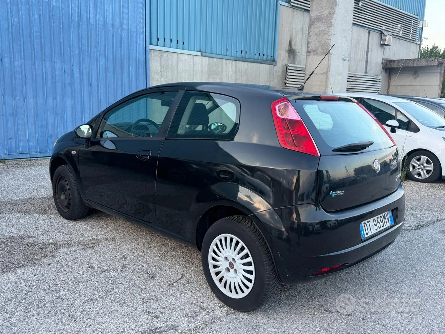 Fiat Punto 2009 photo 5
