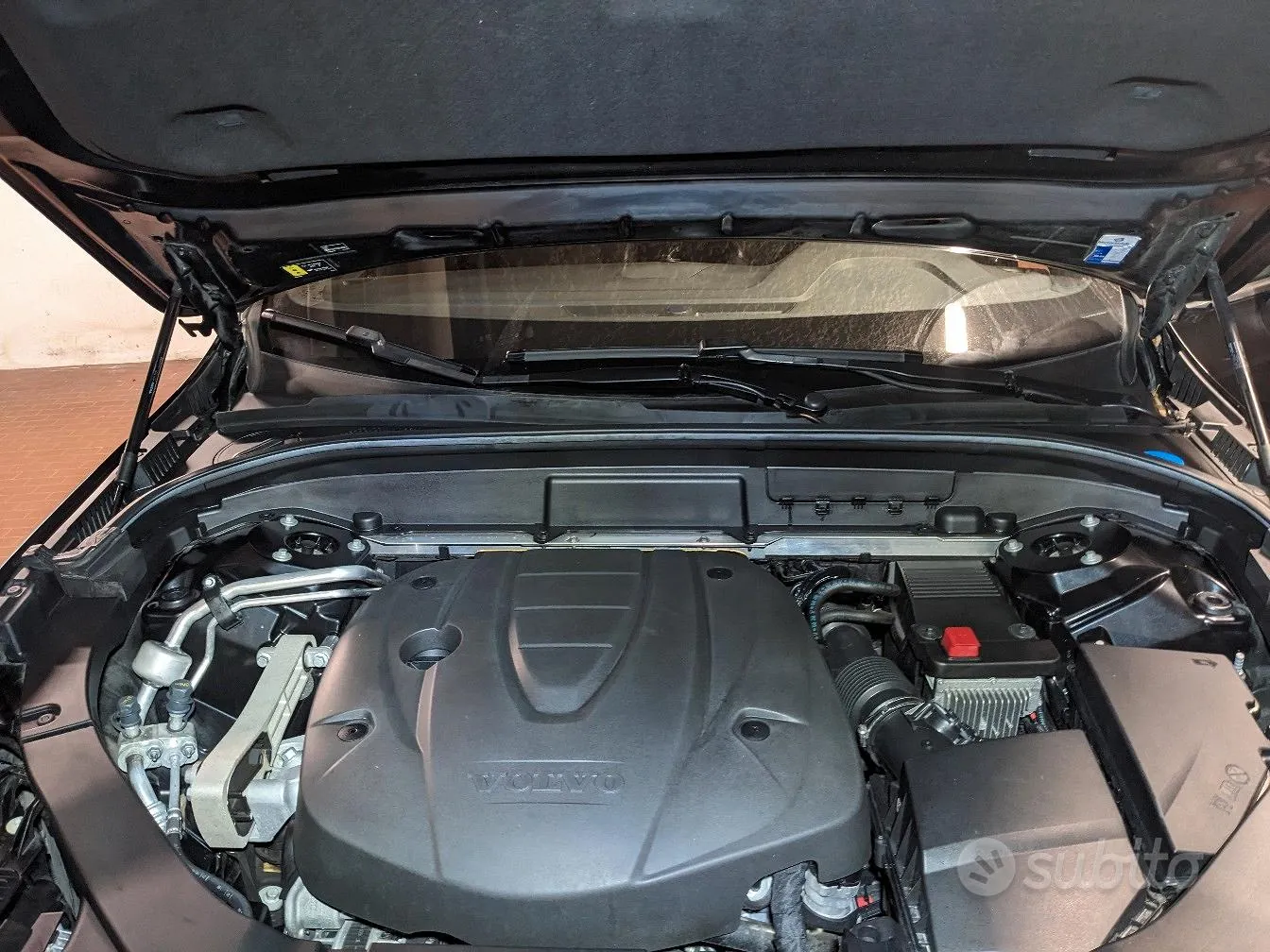 Volvo Xc60 2018 photo 3