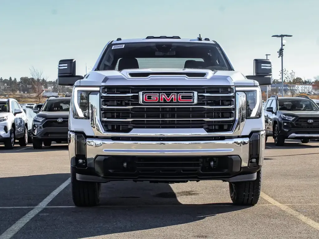 GMC Sierra 2500Hd 2026 photo 3