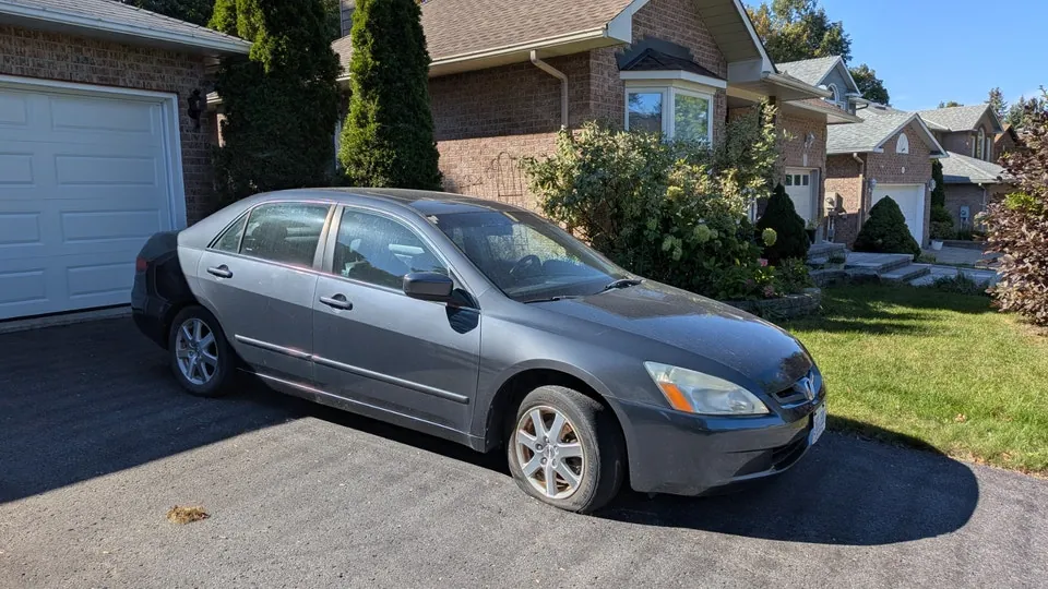 Honda Accord 2005 photo 2