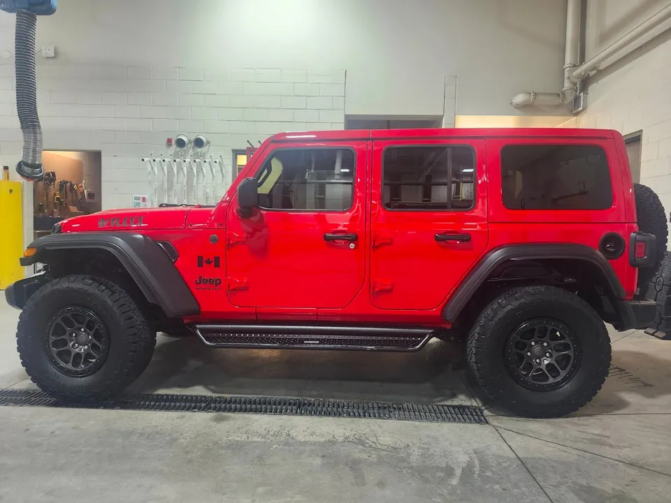 Jeep Wrangler 2023 photo 2