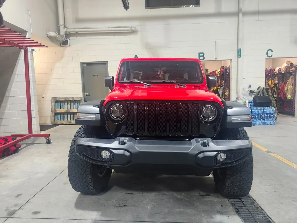 Jeep Wrangler 2023 photo 4