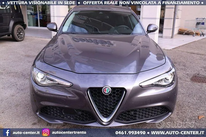 Alfa Romeo Giulia 2017 photo 4
