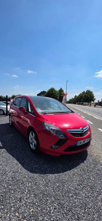 Opel Zafira 2012 photo 2
