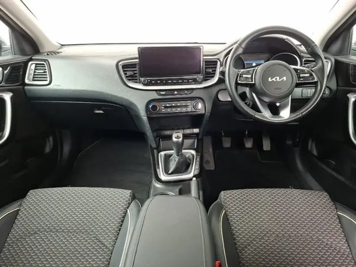 Kia Ceed 2022 photo 3