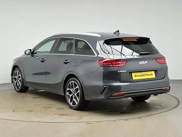 Kia Ceed 2022 photo 2
