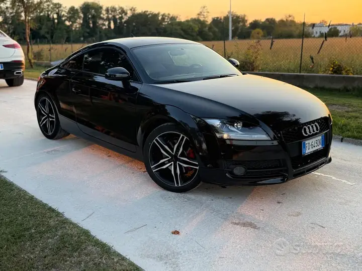 Audi Tt 2009 photo 2