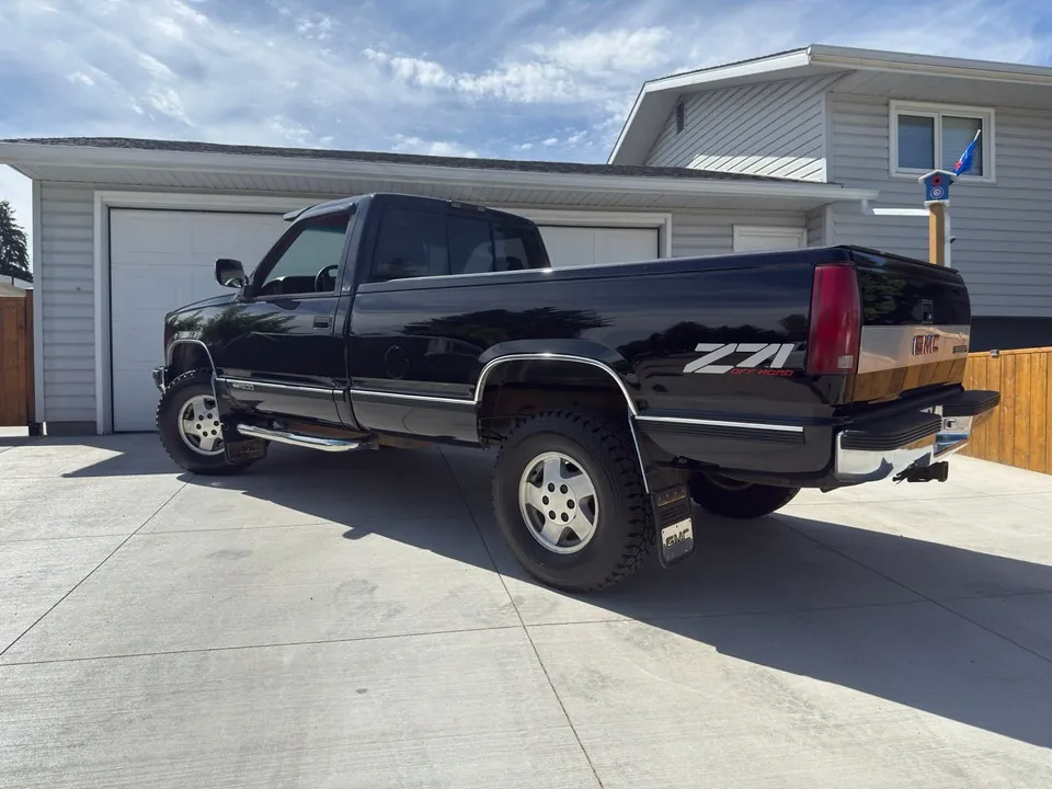 GMC K1500 1997 photo 3