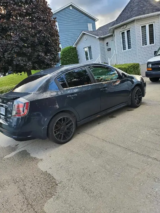 Nissan Sentra 2009 photo 3