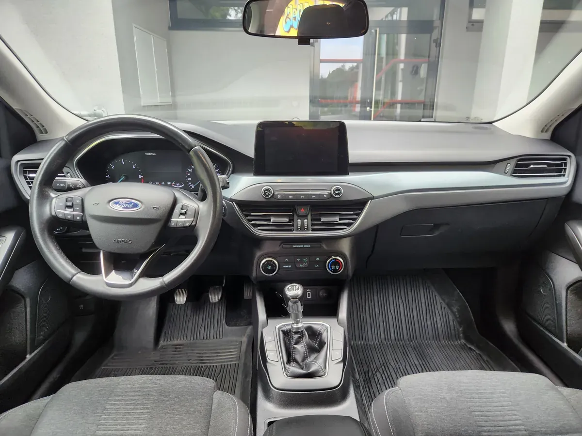 Ford Focus 2020 photo 2