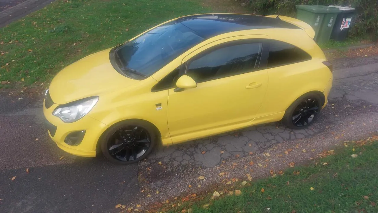 Vauxhall Corsa 2011 photo 4