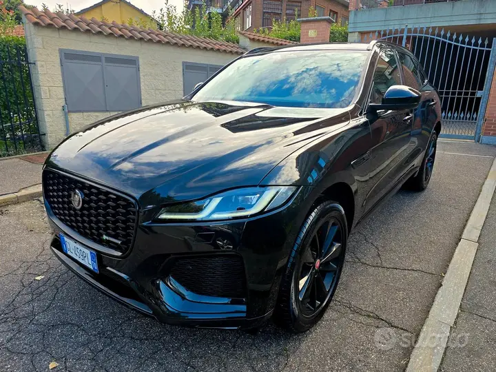Jaguar F-Pace