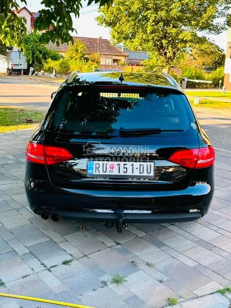 Audi A4 2012 photo 5