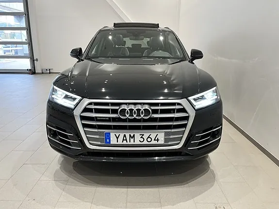 Audi Q5 2018 photo 2
