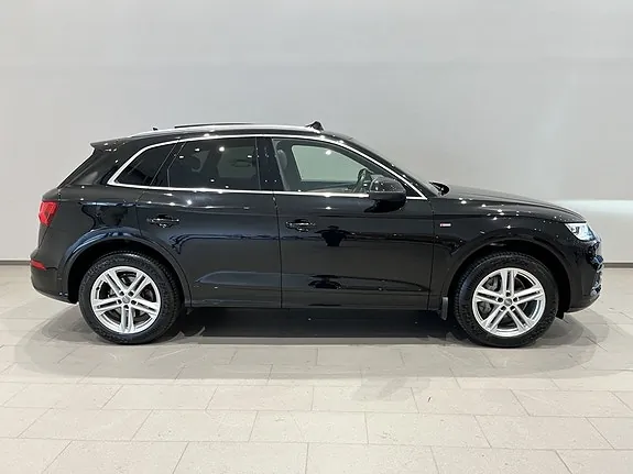 Audi Q5 2018 photo 3