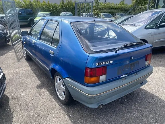 Renault 19 1989 photo 3
