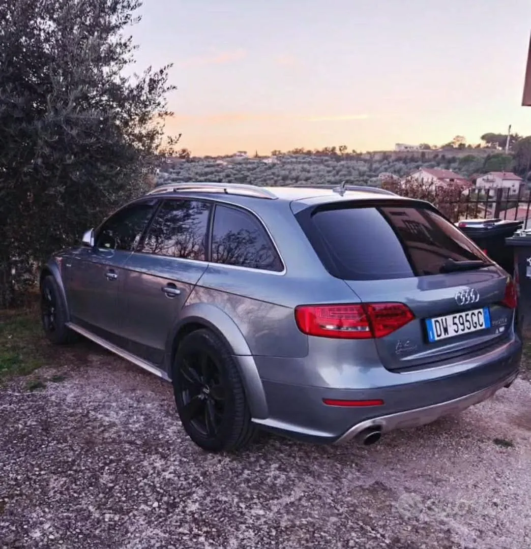 Audi A4 Allroad 2009 photo 2