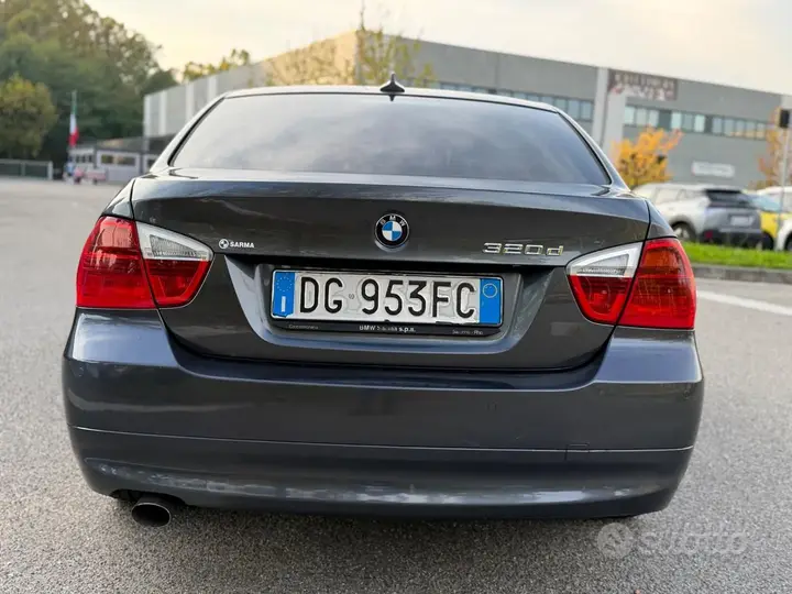 BMW 320D 2007 photo 4