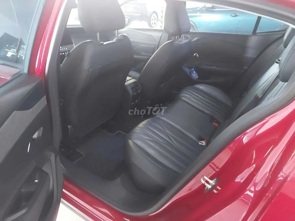 Peugeot 408 2023 photo 3