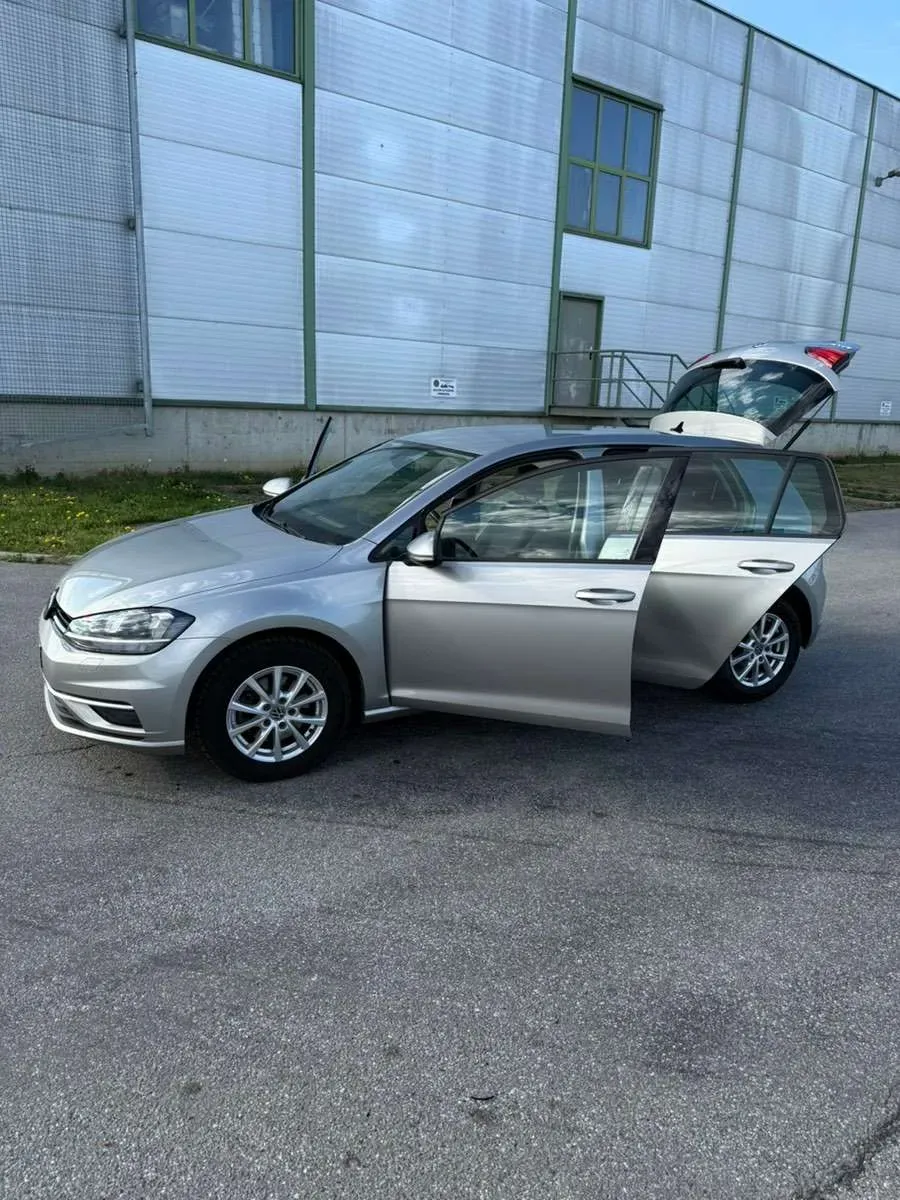 Volkswagen Golf 2020 photo 2