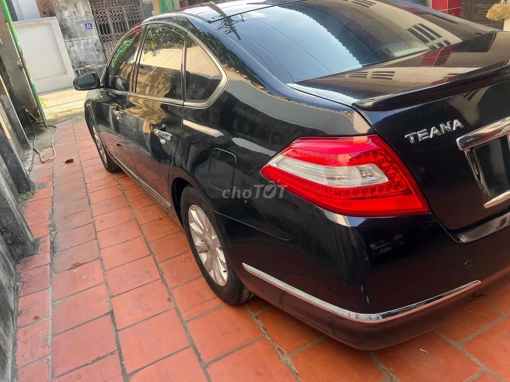 Nissan Teana 2010 photo 4