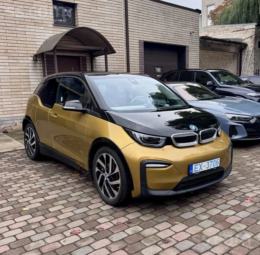 BMW I3 2022 photo 2
