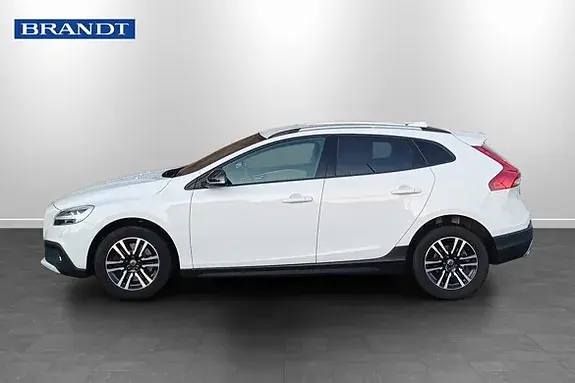 Volvo V40 Cross Country 2019 photo 3