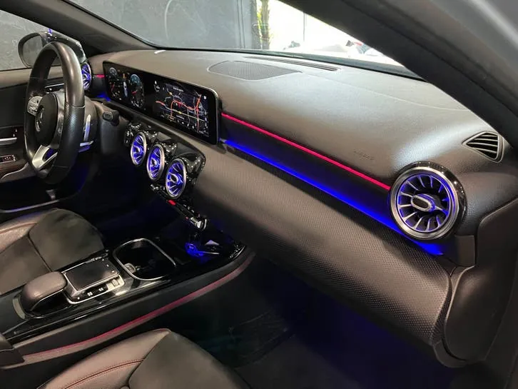 Mercedes-Benz A-Class 2018 photo 3