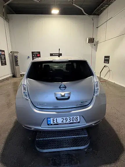 Nissan Leaf 2013 photo 4