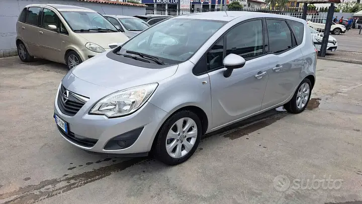 Opel Meriva 2010 photo 2