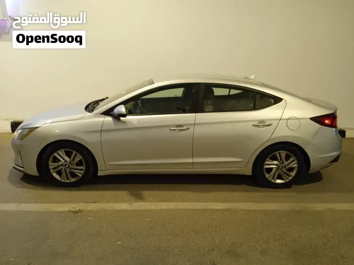 Hyundai Elantra 2019 photo 5