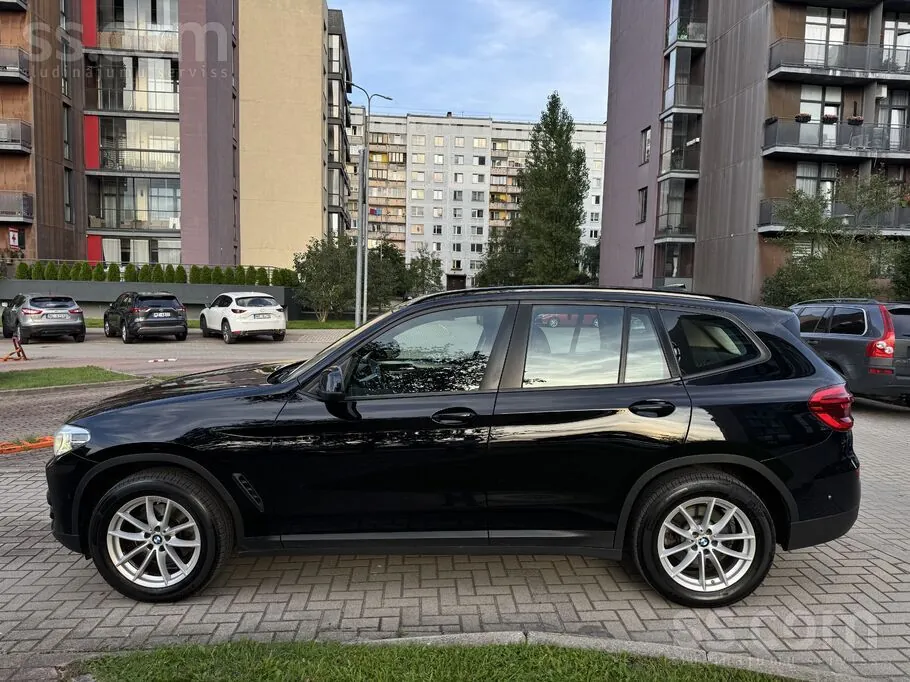 BMW X3 2019 photo 3
