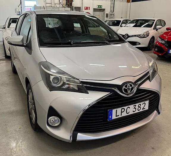 Toyota Yaris 2014 photo 3