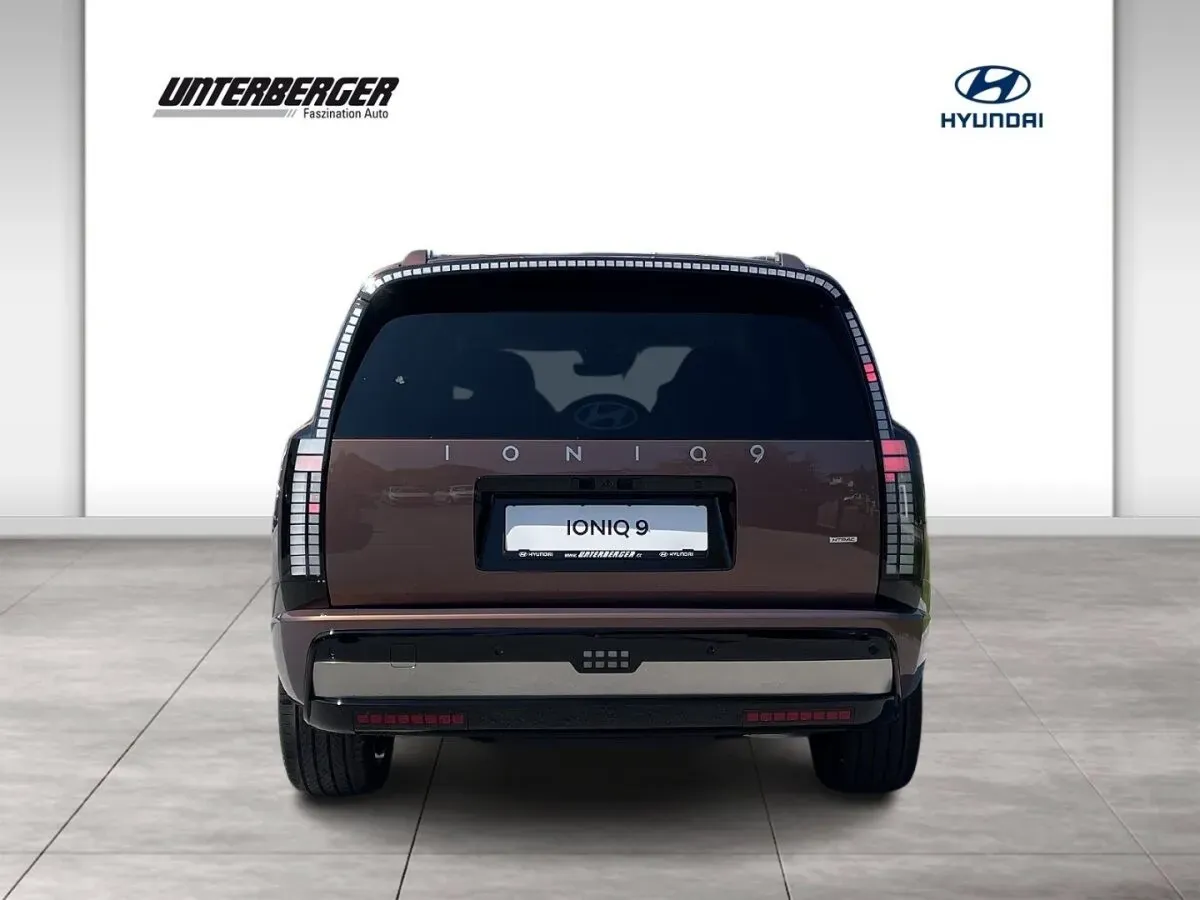 Hyundai Ioniq 9 2025 photo 5