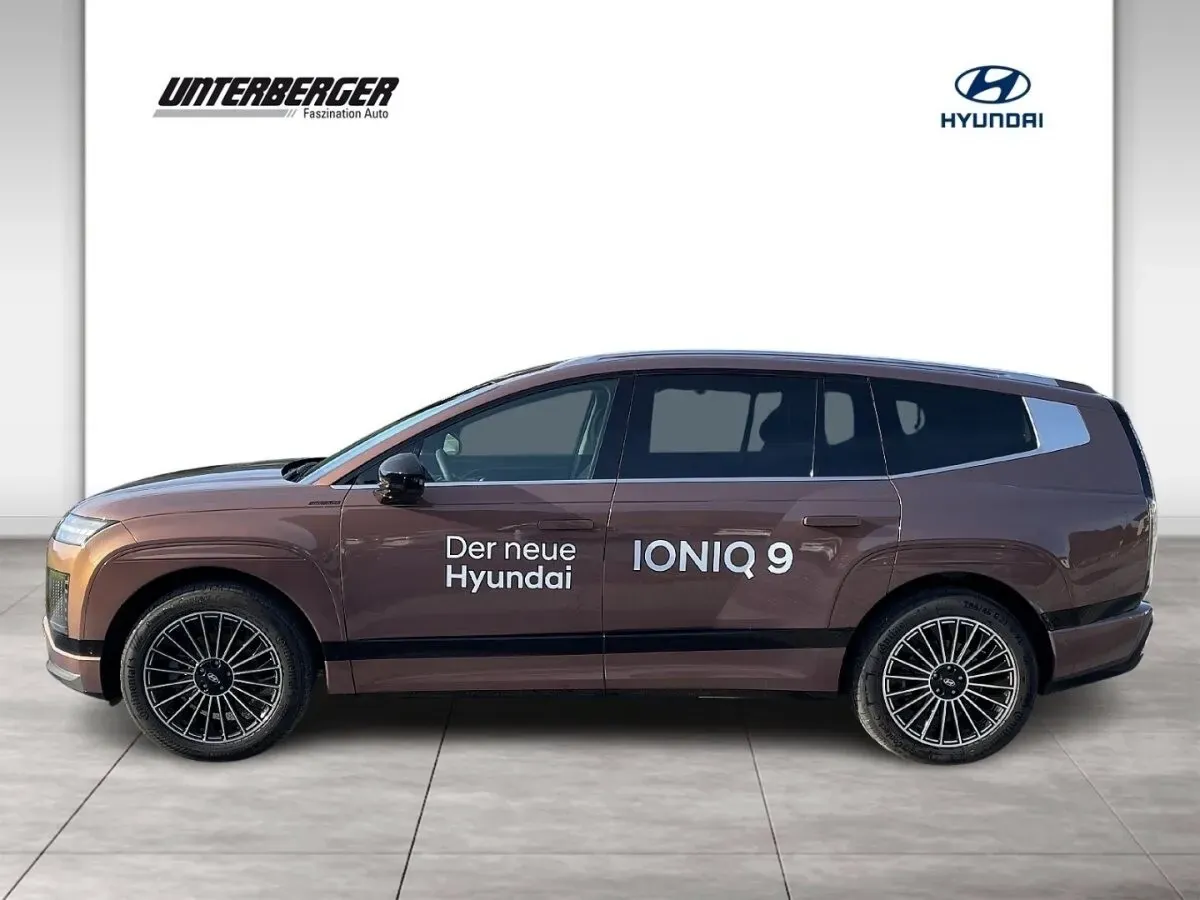 Hyundai Ioniq 9 2025 photo 3