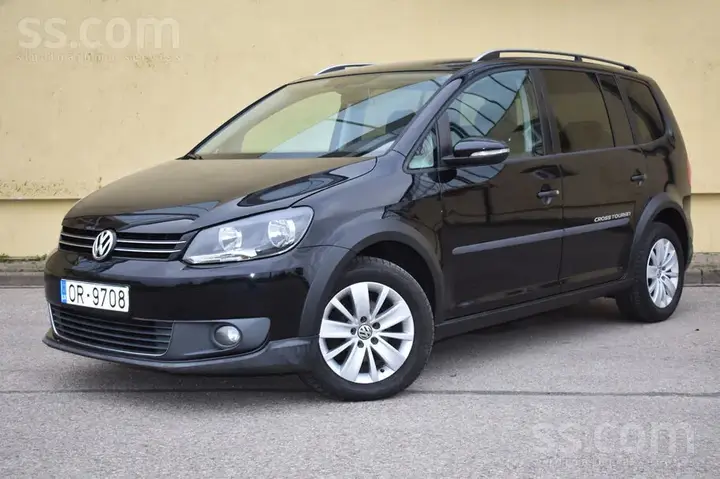 Volkswagen Touran Cross 2011 photo 4