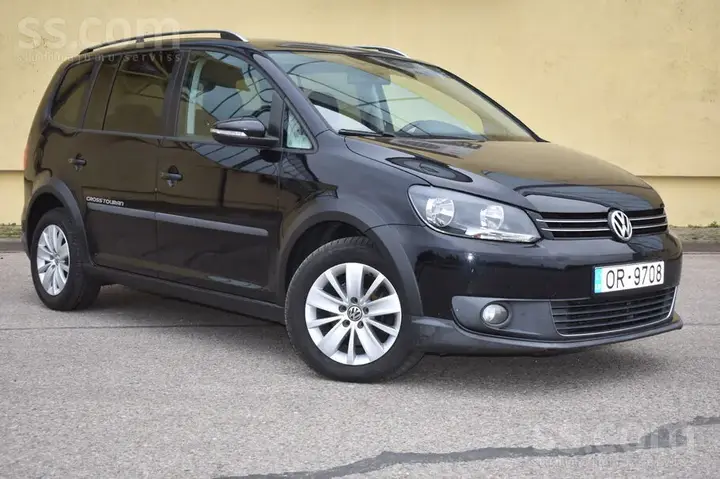 Volkswagen Touran Cross