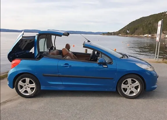 Peugeot 207 Cc 2007 photo 4