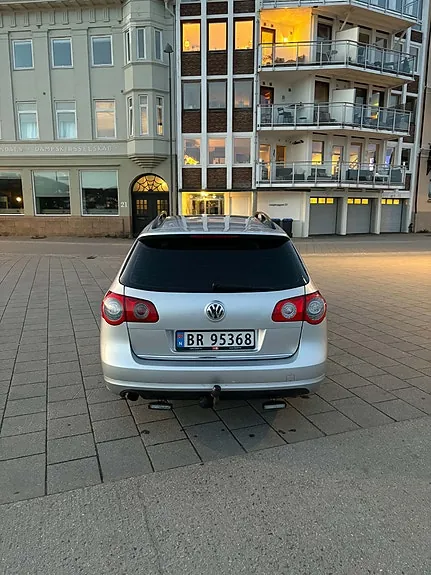 Volkswagen Passat 2010 photo 3