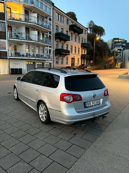 Volkswagen Passat 2010 photo 4