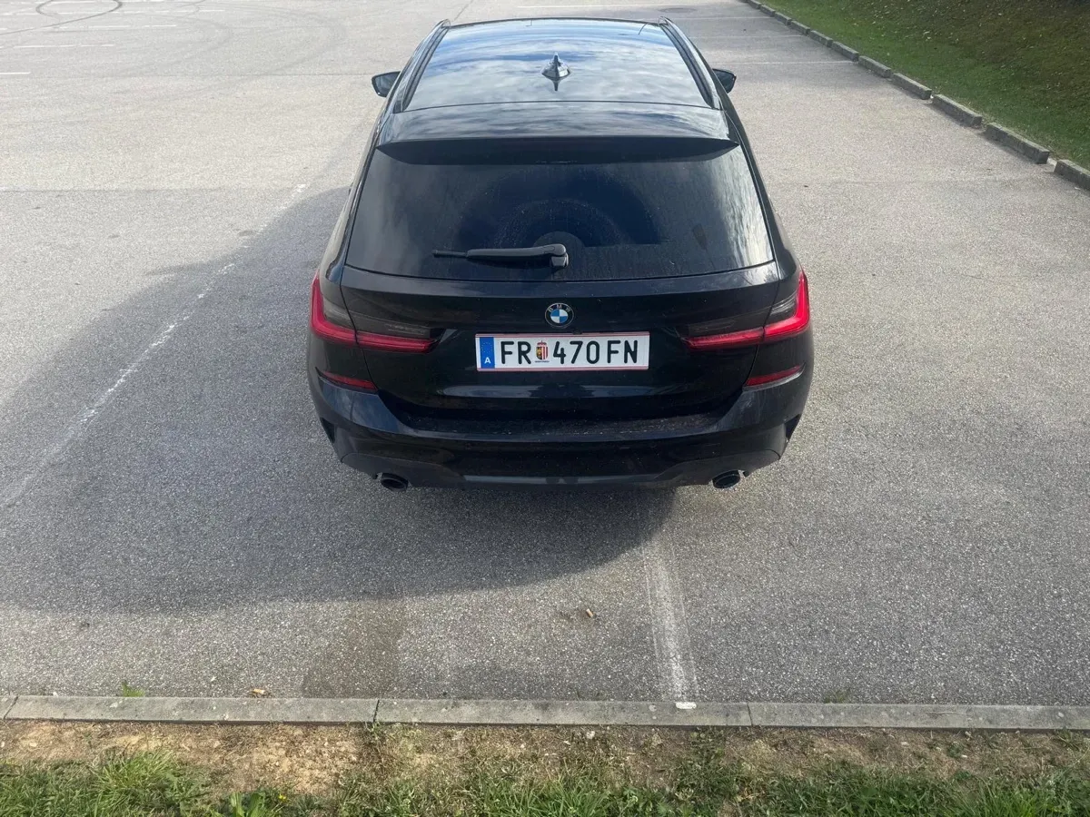 BMW 3 Series 2021 photo 2