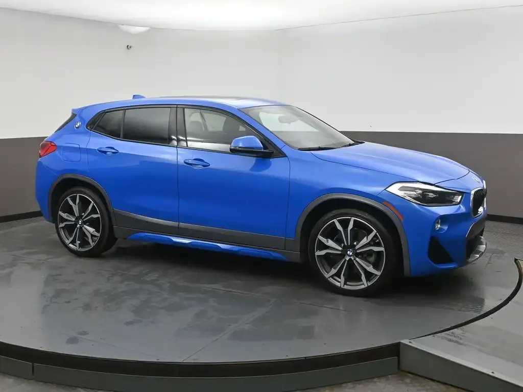 BMW X2