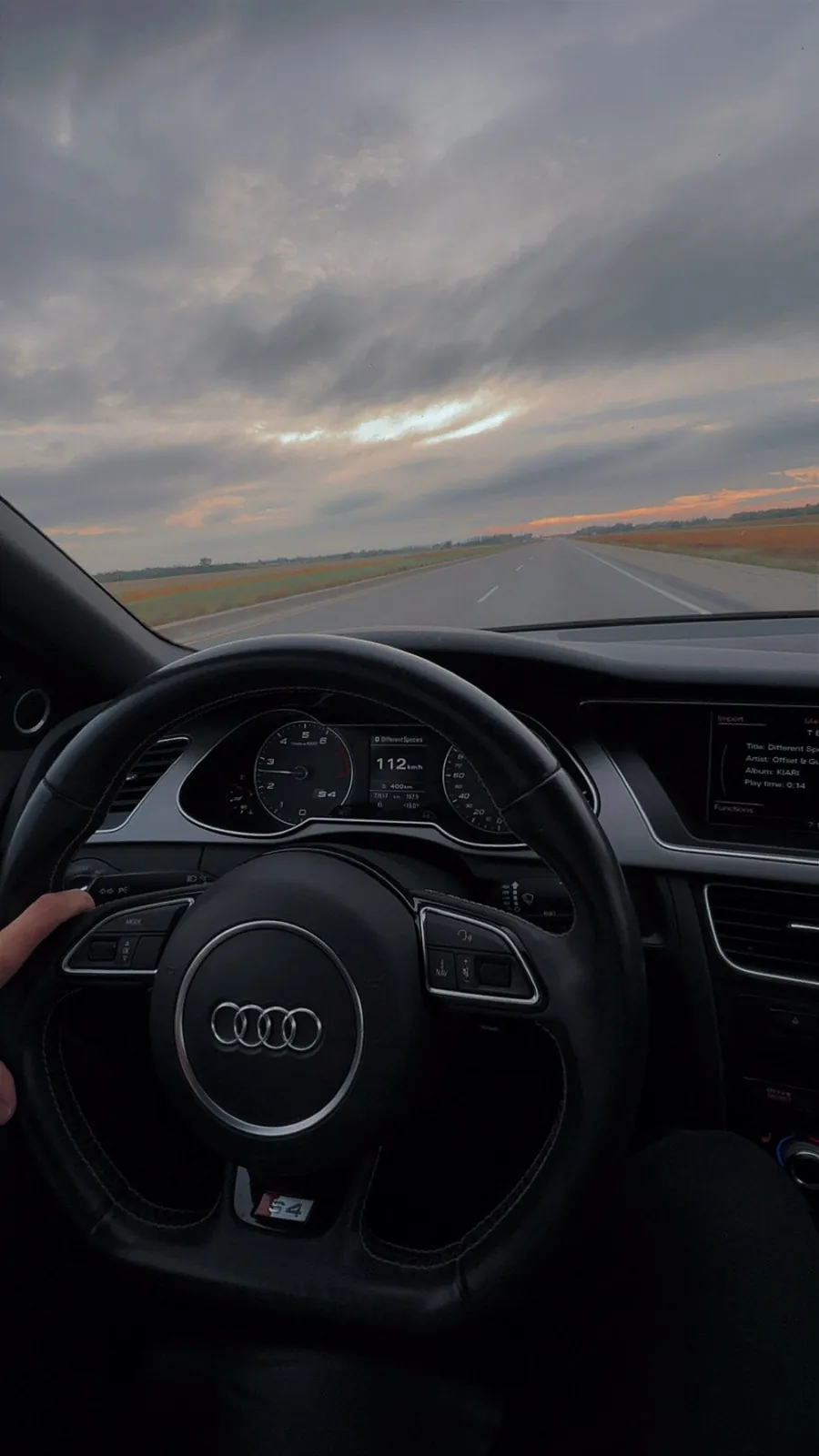 Audi S4 2013 photo 2