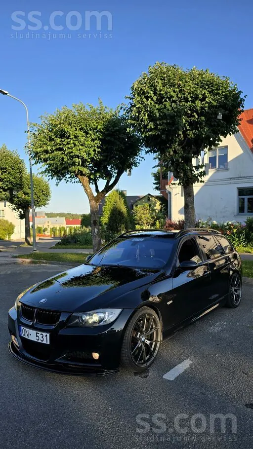 BMW 320 2006 photo 2