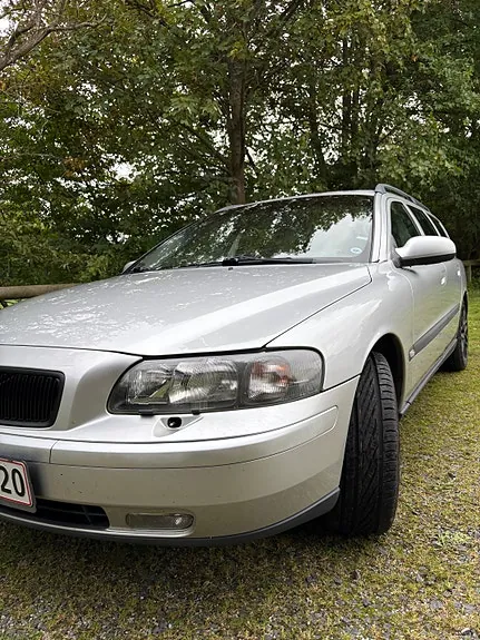 Volvo V70 2000 photo 2