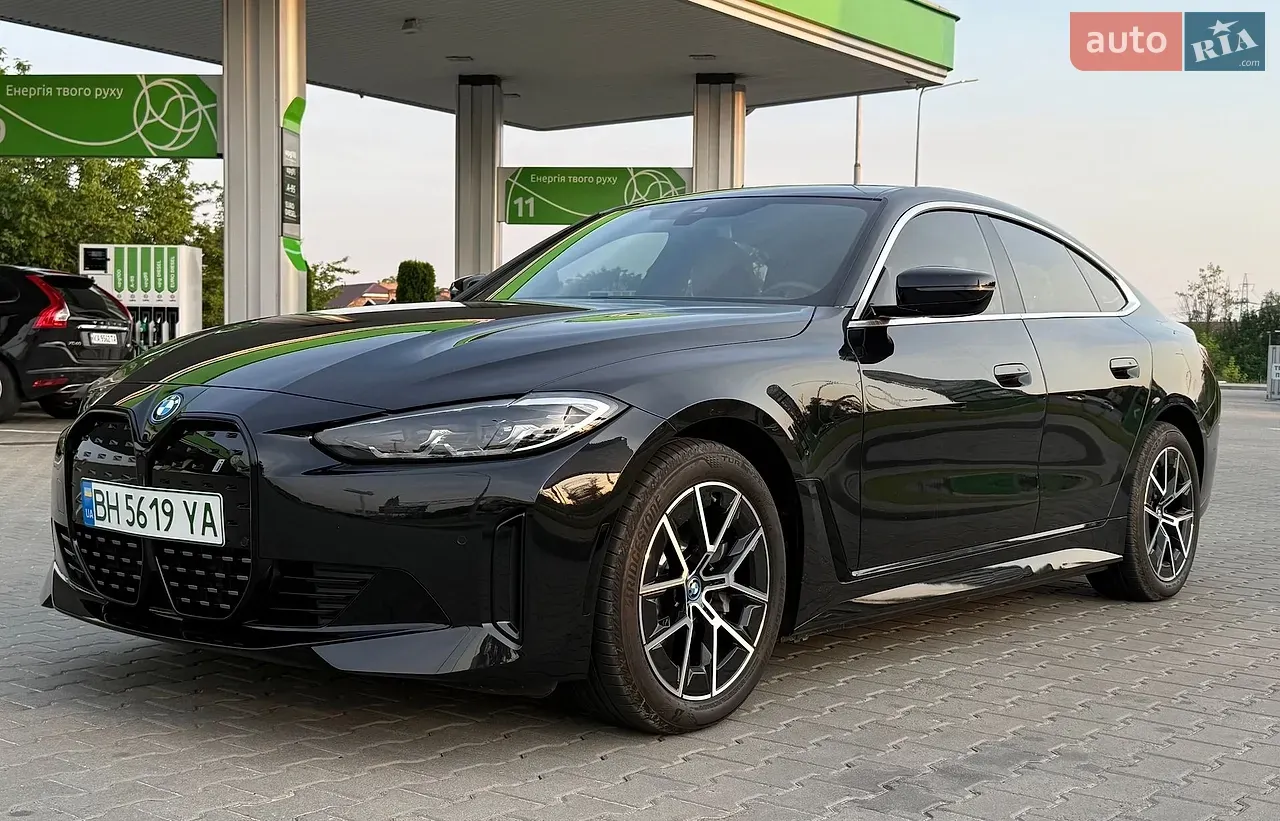 BMW I4 2023 photo 2