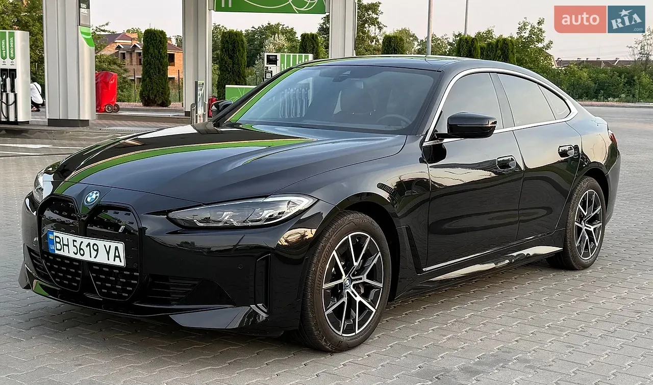 BMW I4 2023 photo 3